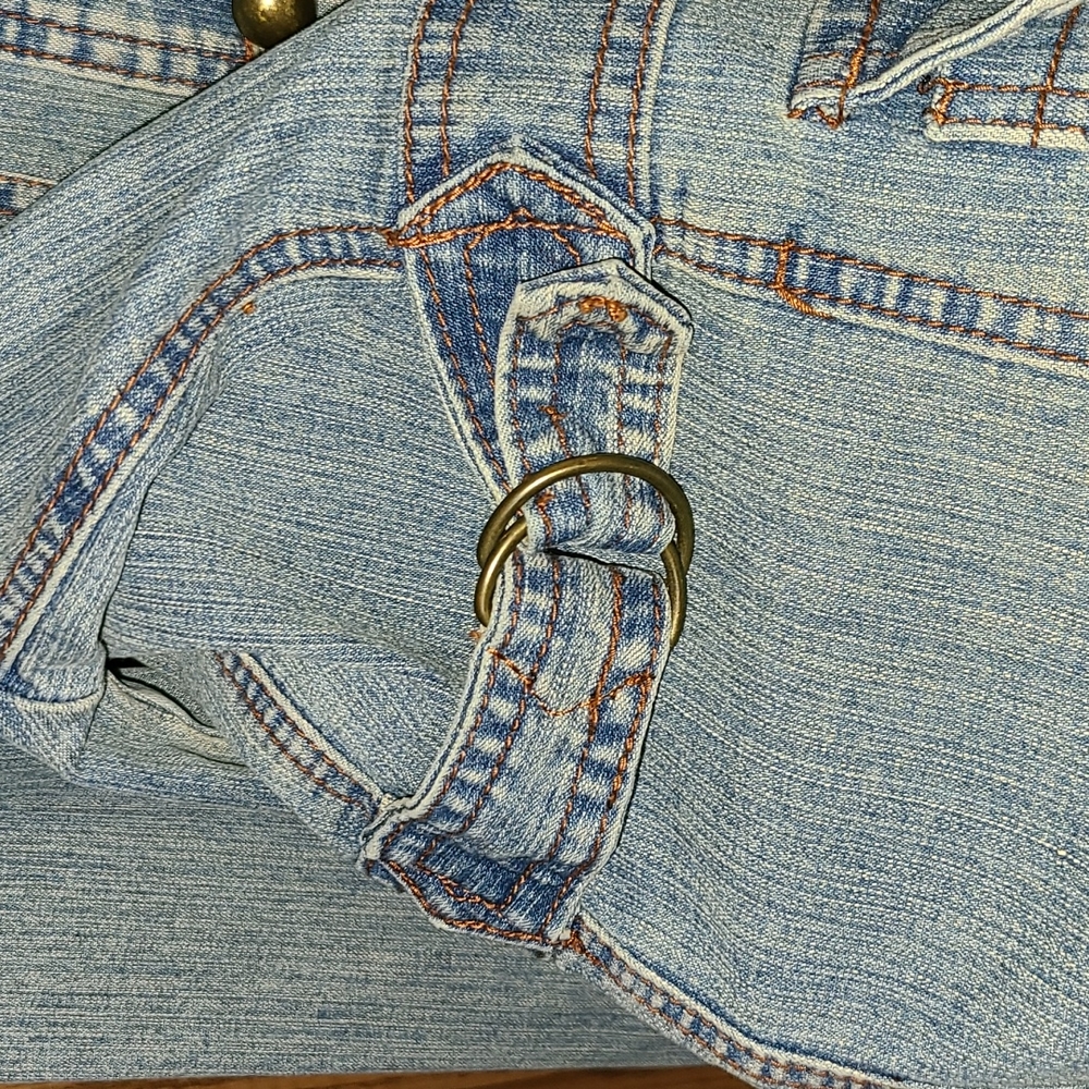 Vintage Jean Jacket - Picture 5 of 9